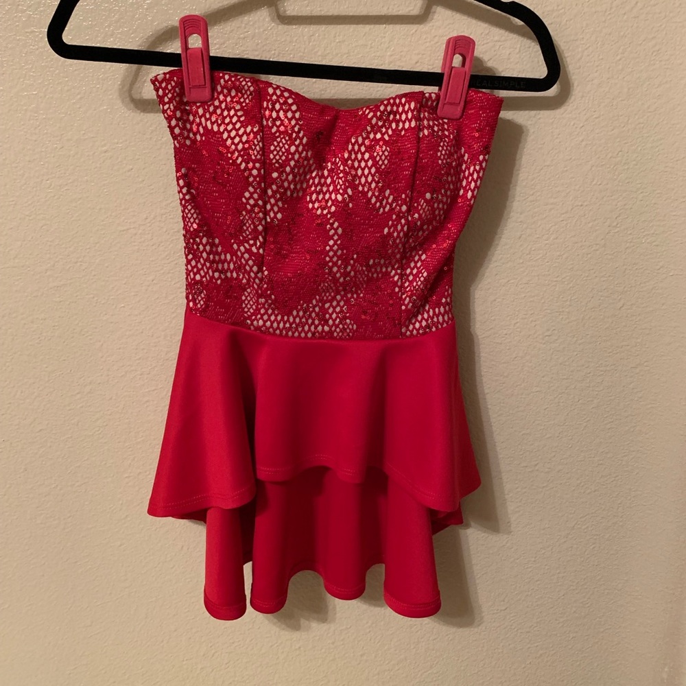 Beautiful hi-low party shirt